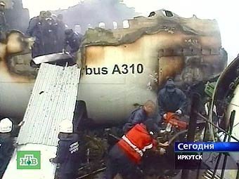 Обломки А-310 в аэропорту Иркутска. Кадр телеканала НТВ