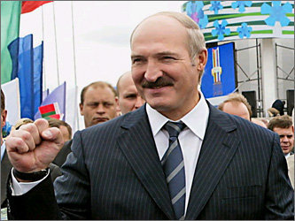 Александр Лукашенко. Фото с сайта www.lukashenko2008.ru