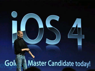 Глава Apple Стив Джобс на презентации iOS 4. Фото с сайта www.redmondpie.com