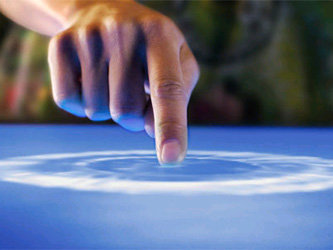 Сенсорный стол Surface. Фото с сайта technabob.com