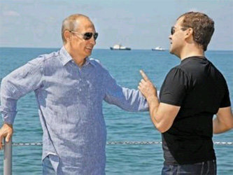 Владимир Путин и Дмитрий Медведев в Сочи. Фото пресс-службы президента РФ