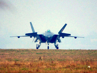 J-20. Фото с сайта defensenews-updates.blogspot.com