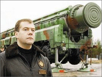Дмитрий Медведев. Фото с сайта milparade.com