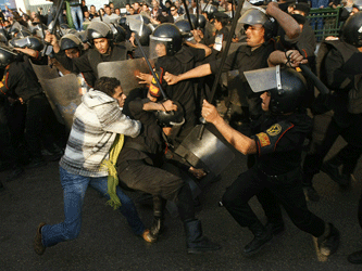 Беспорядки в Египте. Фото с сайта karavantour.com