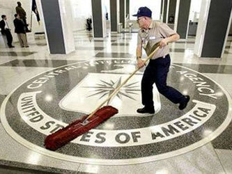 Холл в штаб-квартире ЦРУ. Фото с сайта www.latimes.com