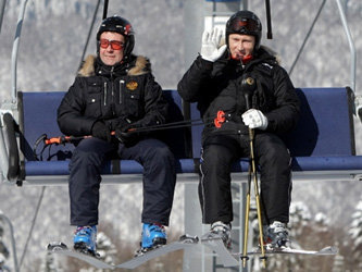 Дмитрий Медведев и Владимир Путин. Фото с сайта Правительства РФ