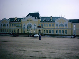 Фото вокзала Карасука с сайта Западно-Сибирской железной дороги. 