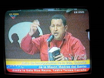 Уго Чавес. Фото с сайта elblogdetitita.blogspot.com