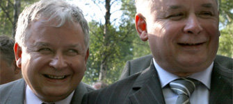 Братья Качиньские. Фото с сайта www.gadulek.pl