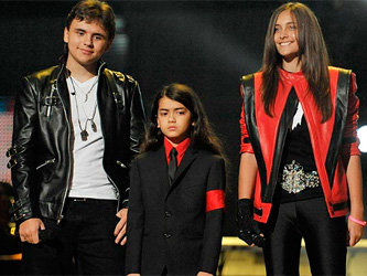 Дети Майкла Джексона, фото с сайта upmonitor.ru