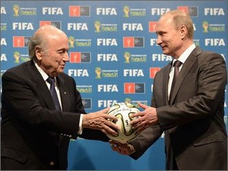 Президент ФИФА Йозеф Блаттер и президент России Владимир Путин