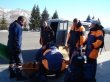 Травмированного в горах Алтая туриста эвакуировали в мороз и метель