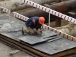 Рабочий с Украины упал с 22-метровой высоты в Приангарье