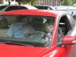 Женщина с ребенком на Алтае заперлась в арестованном авто