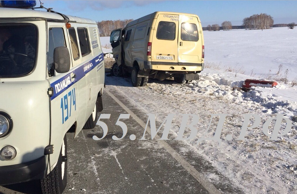 Под Омском в ДТП с участием автобуса погибли 4 человека