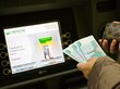 Сбербанк отказался ограничивать прием купюр в 5000 рублей