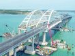 Опубликованы видео столкновения крана с Крымским мостом