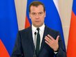 Медведев отверг возможность пересмотра Конституции