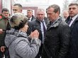 Жительница Алтая на коленях умоляла Медведева о помощи