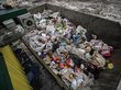 Прокуратура подала на омское правительство в суд из-за мусора