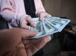Как снять валюту в Новосибирске: испытано на себе