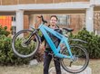 Омич создал велосипед с рамой из пластиковых бутылок