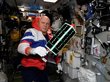 Российские космонавты запустят спутники вручную