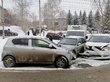 Дюжина машин столкнулась в Иркутске после снегопада