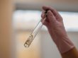 Новый штамм коронавируса «Эрис» обнаружили в России