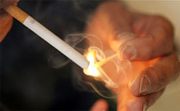 Табачные компании могут обязать выпускать самозатухающие сигареты. Фото: © АФП 2006.