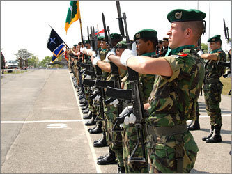 Военнослужащие KFOR. Фото с сайта nato-otan.org
