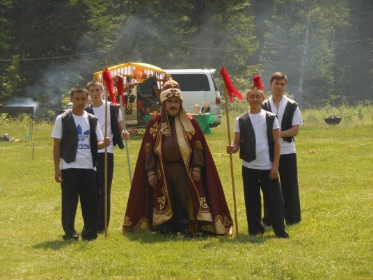 Праздник с горловым пением и метанием ножей пройдёт в Кузбассе