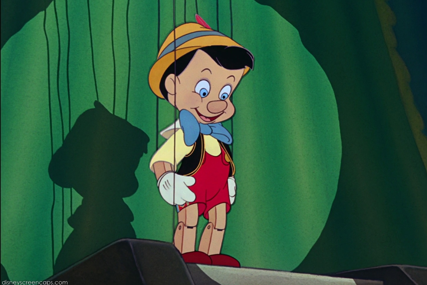 Режиссер двух Бондов снимет игровую версию «Пиноккио»