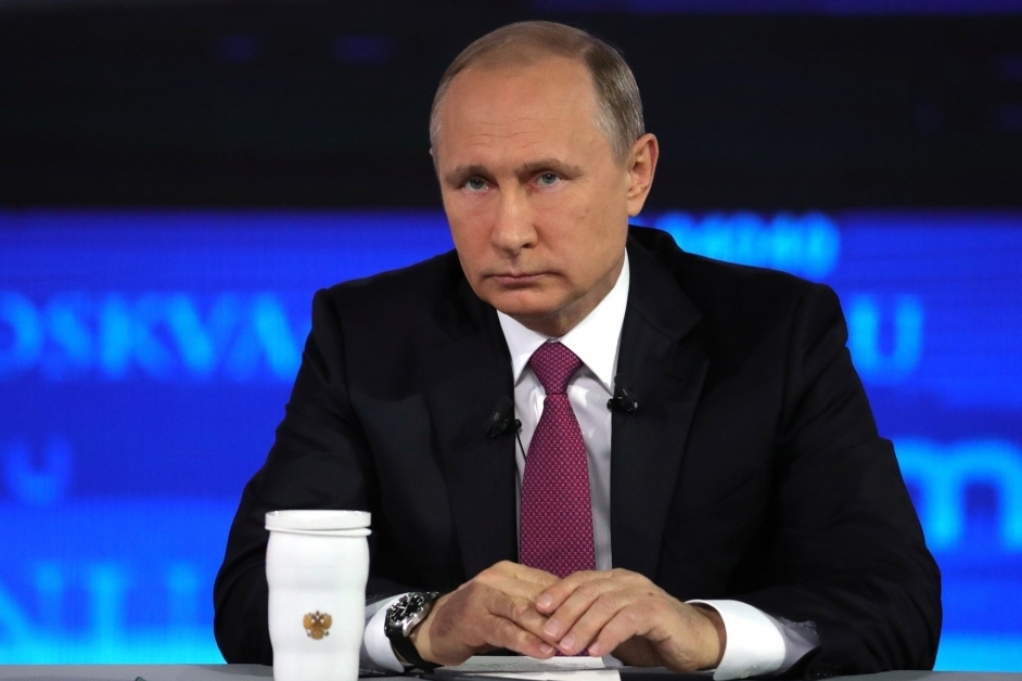 Путин отказался считать коррупцию главной проблемой