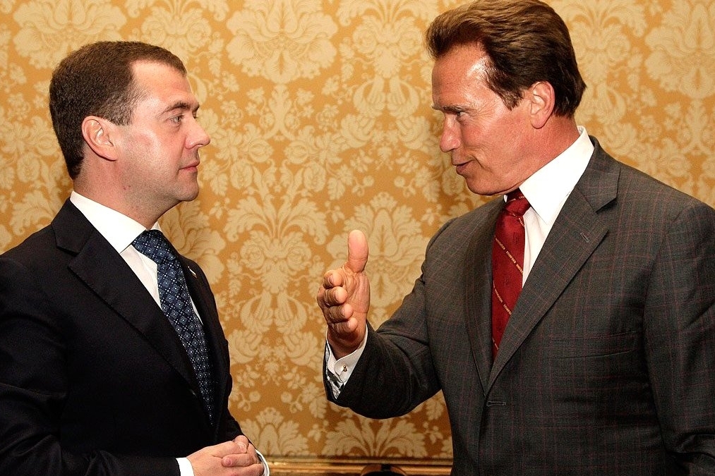 Медведев поздравил Арнольда Шварценеггера с юбилеем