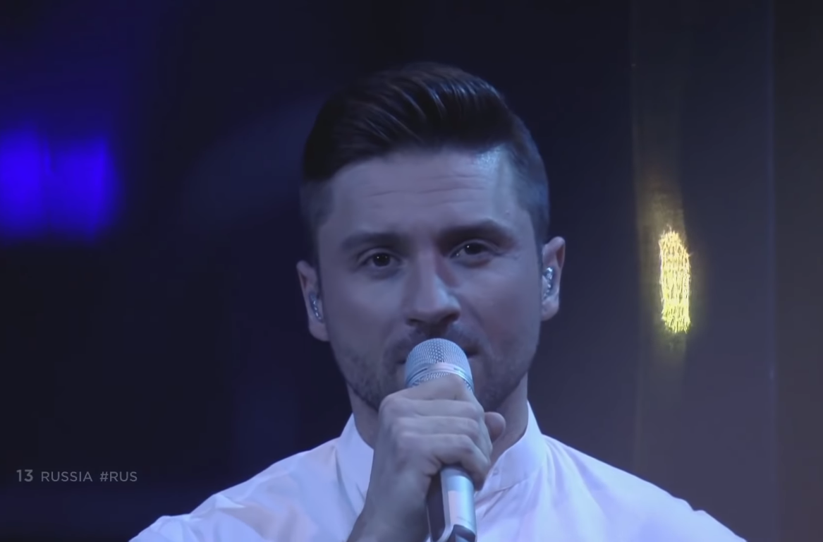 Лазарев в белоснежном наряде понравился зрителям «Евровидения»