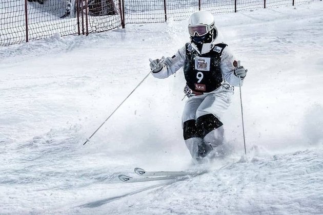 Зимний вид спорта могул