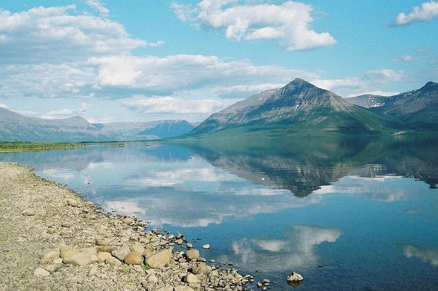 Озеро лама в северо-западной части плато Путорана