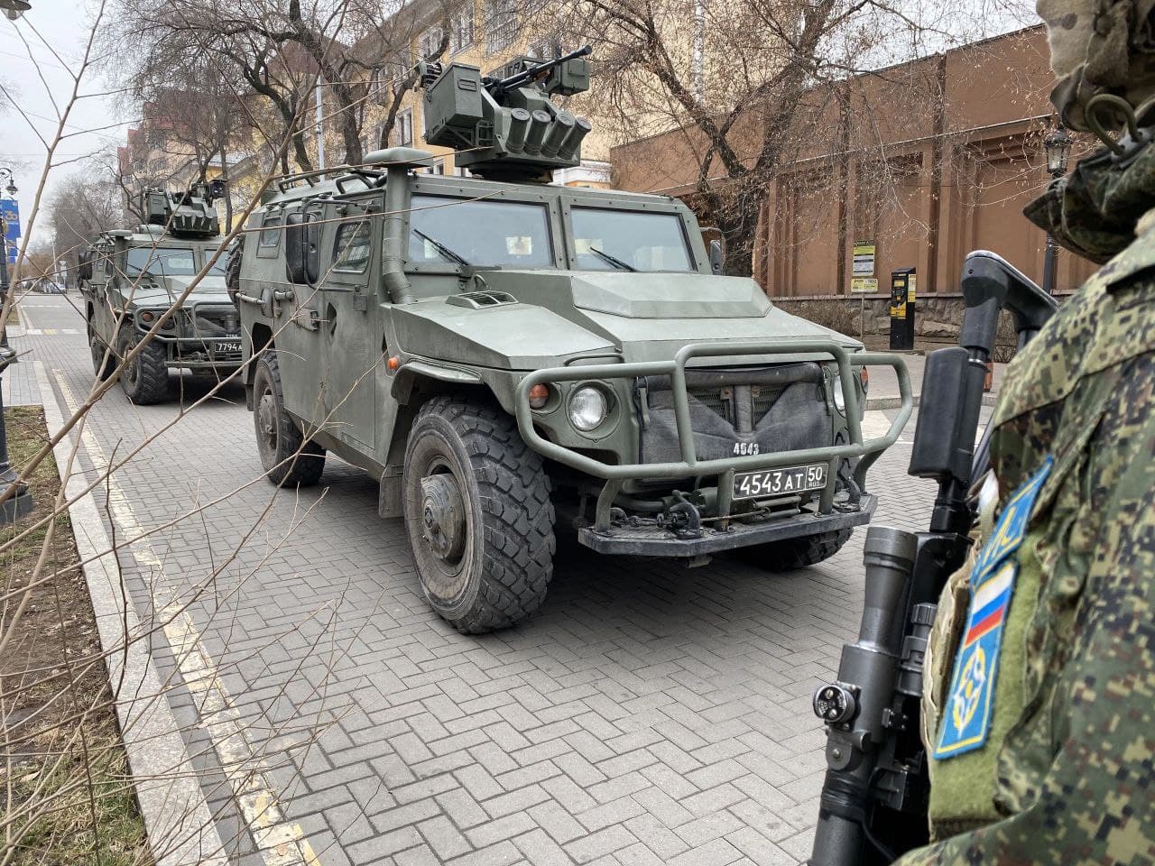 Бронемашины «Тигр-М СпН» спецназа ВДВ России в Казахстане 
