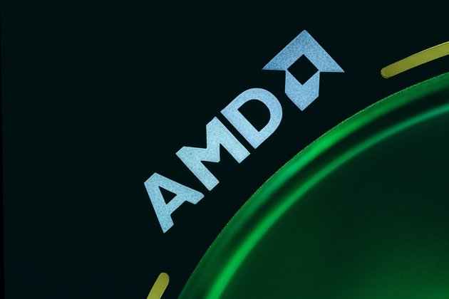 Логотип AMD