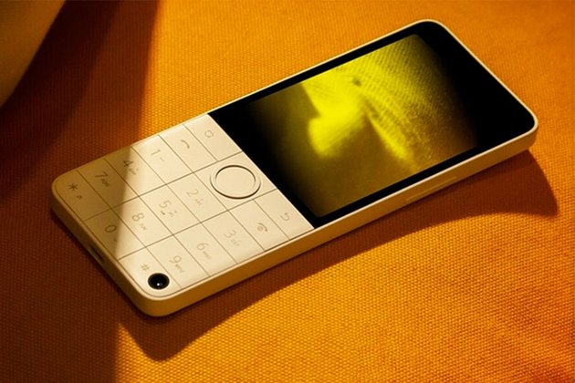 кнопочный телефон Qin F22 Pro