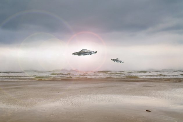 Летающие тарелки, НЛО, пришельцы над океаном