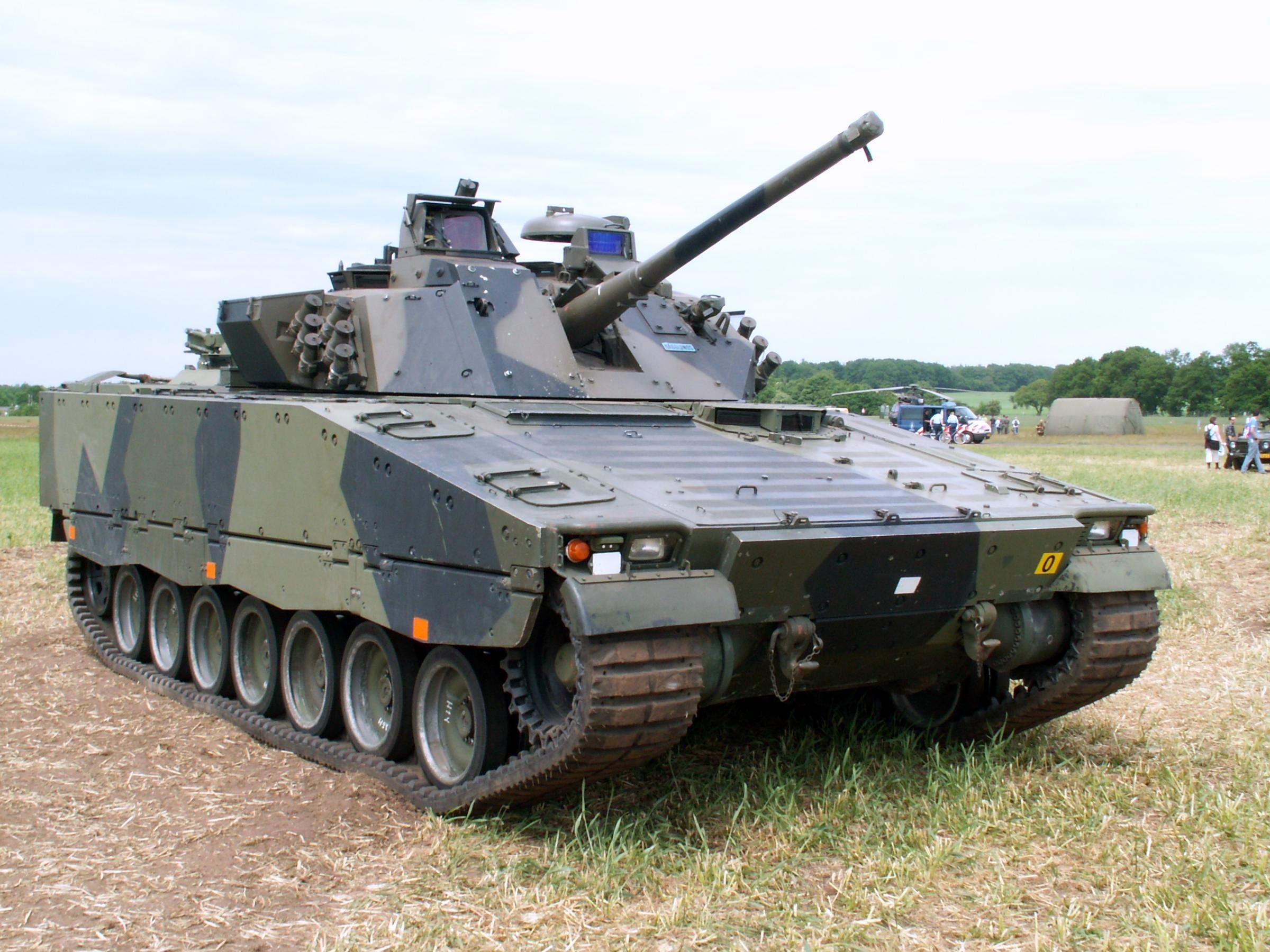 Шведская боевая машина пехоты CV 90