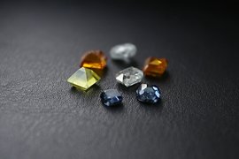 Выращивание алмазов в Институте геологии и минералогии СО РАН