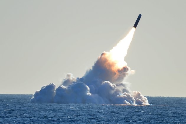 Американская межконинтальная баллистическая ракета подводных лодок Trident II