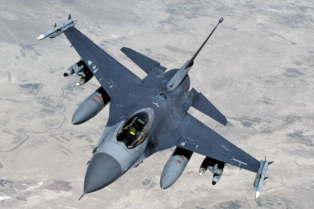      F-16    -  -  infosibnetru