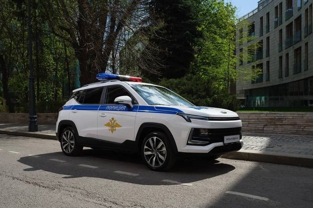 «Москвич 3е» в полицейской ливрее