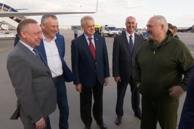 Фото путин наш президент