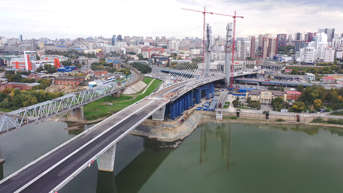 Четвертый мост в Новосибирске в сентябре 2023 года
