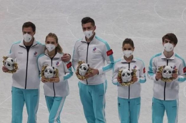Команда российских фигуристов на Олимпиаде в Пекине